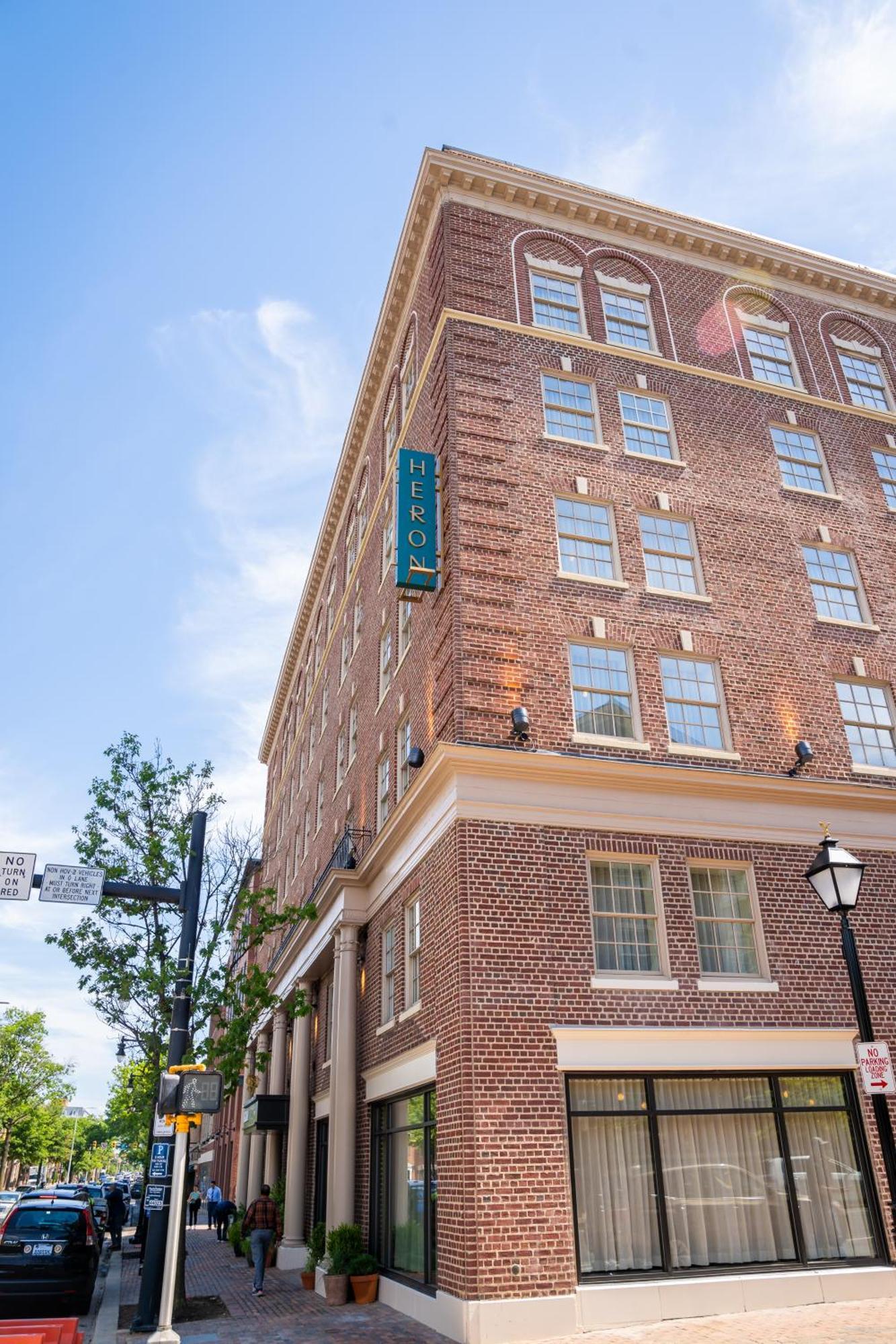 Hotel Heron Old Town Alexandria Esterno foto